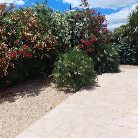 Villa Voor 8 Personen Met Zwembad Calafat Luaran gambar