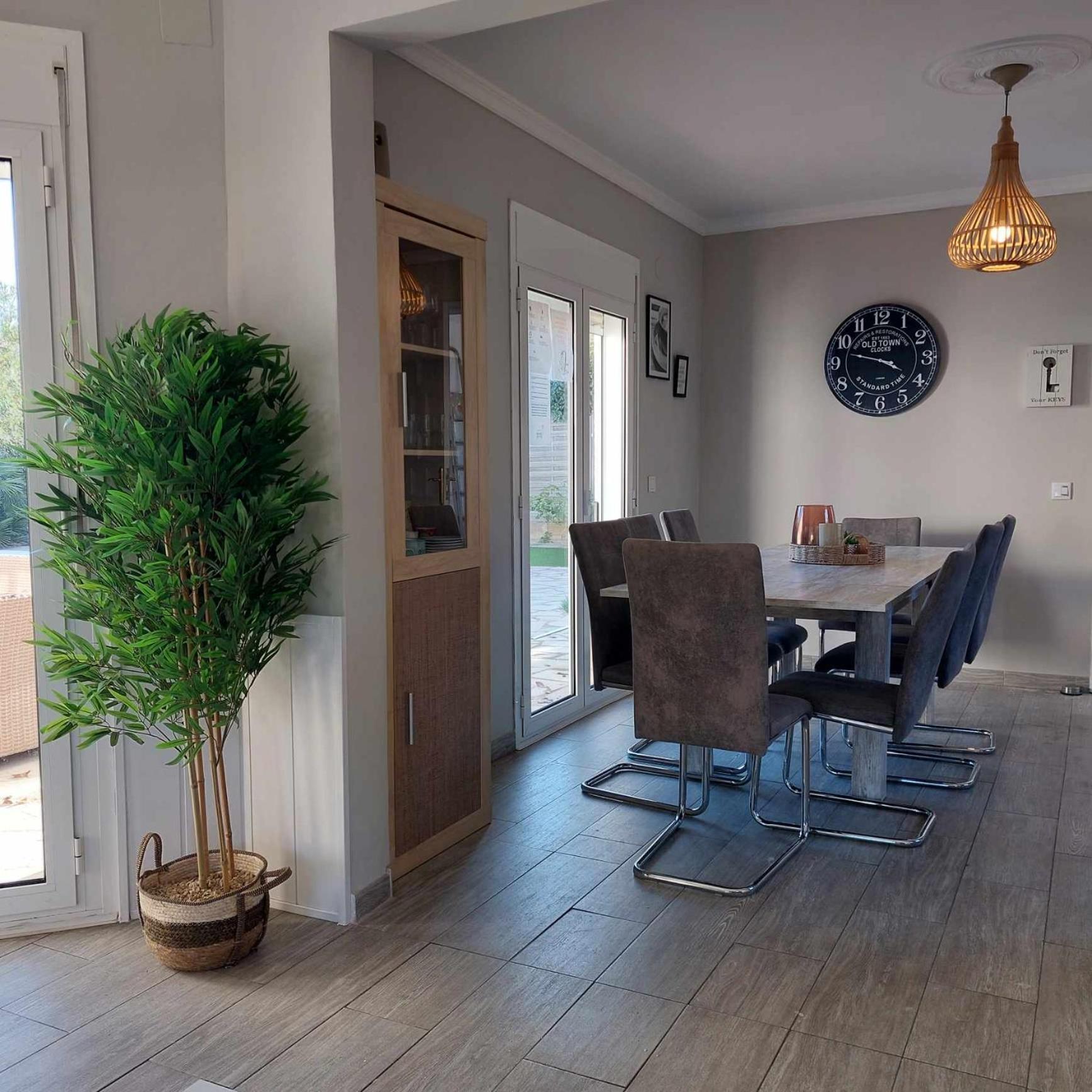 Villa Voor 8 Personen Met Zwembad Calafat Luaran gambar