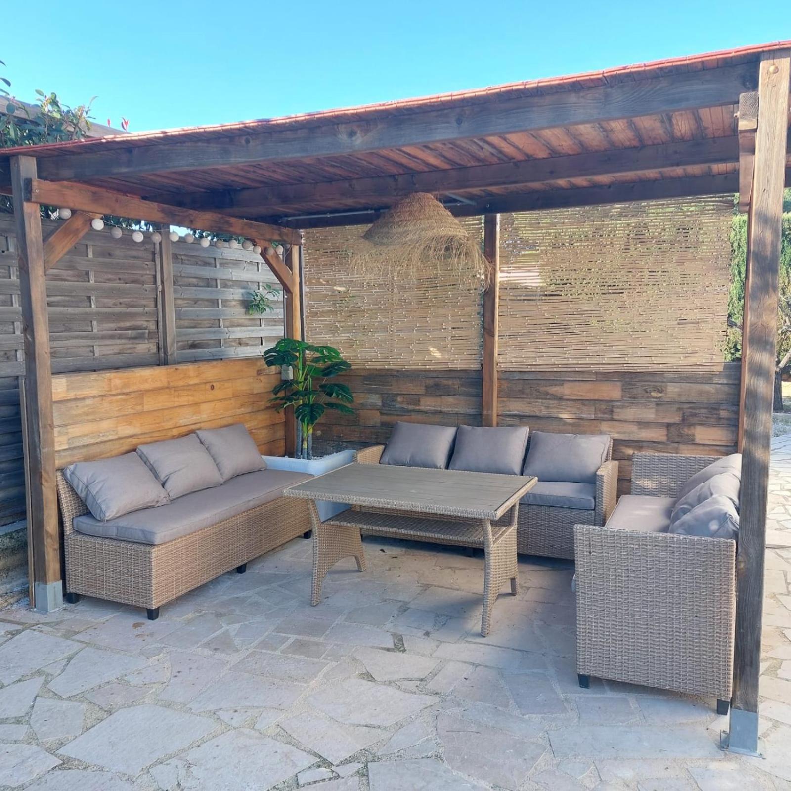 Villa Voor 8 Personen Met Zwembad Calafat Luaran gambar