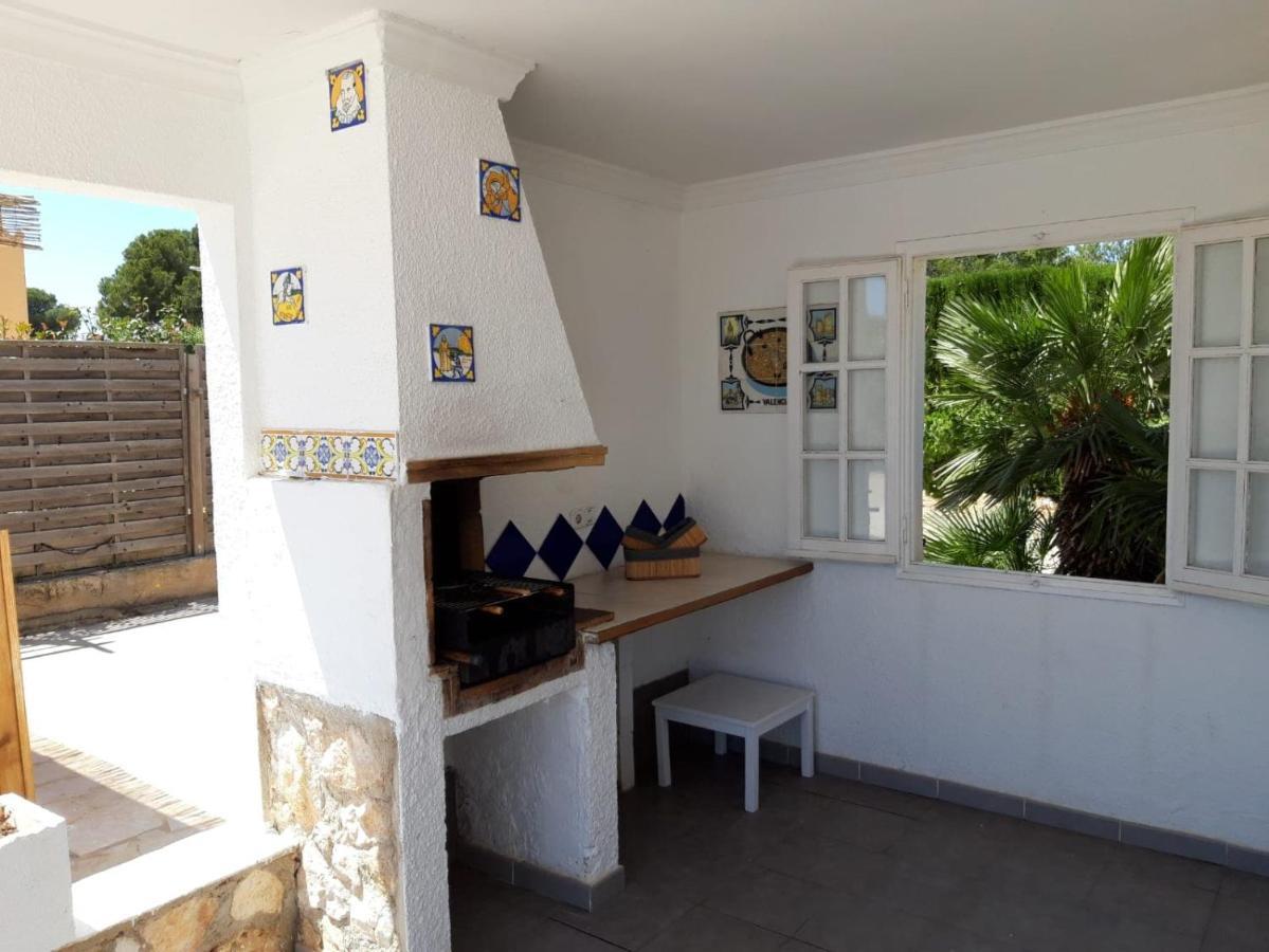 Villa Voor 8 Personen Met Zwembad Calafat Luaran gambar