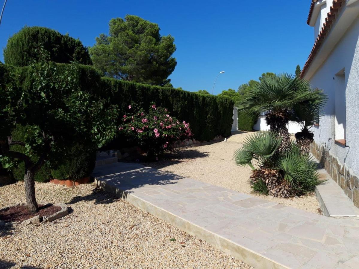 Villa Voor 8 Personen Met Zwembad Calafat Luaran gambar
